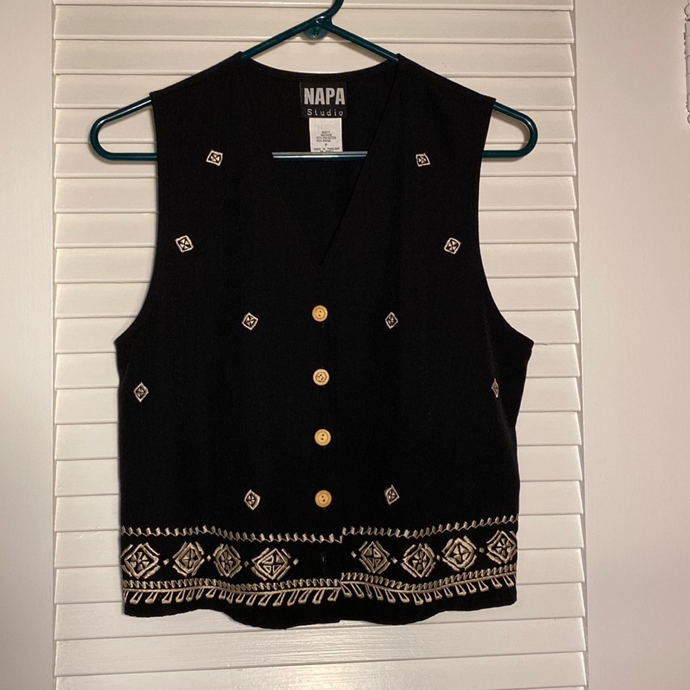 NAPA Studio. Black embroidered vest. V neck button down. Tie in back. Petite